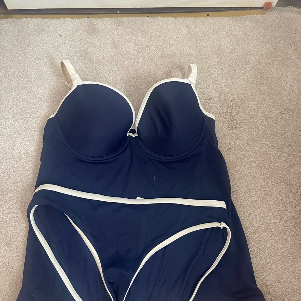 Freya ‘Back to Navy’ Tankini Top used Top 34E/Bottoms M